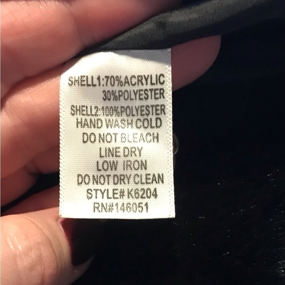 Pre-Lovd girls faux fur vest - Picture 3 of 4